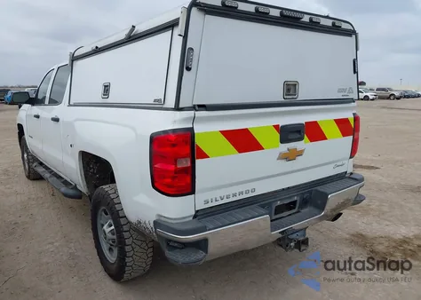 2018 Chevrolet Silverado 2500Hd Wt z USA, uszkodzony, nr VIN 1GC1CUEG8JF231347